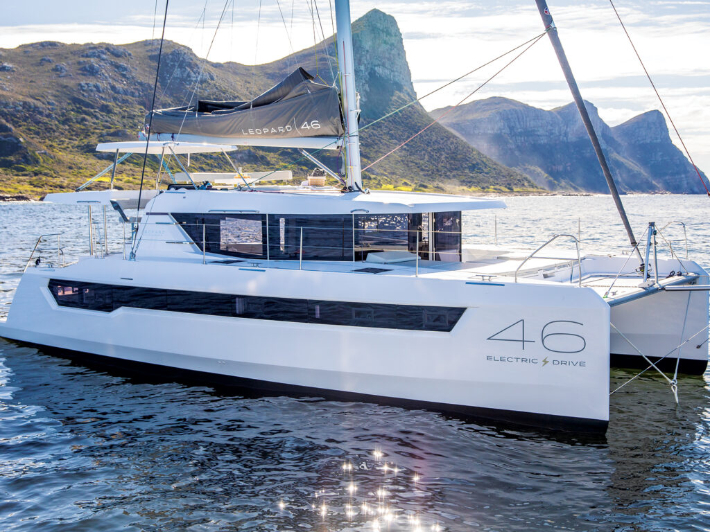 Leopard 46 exterior