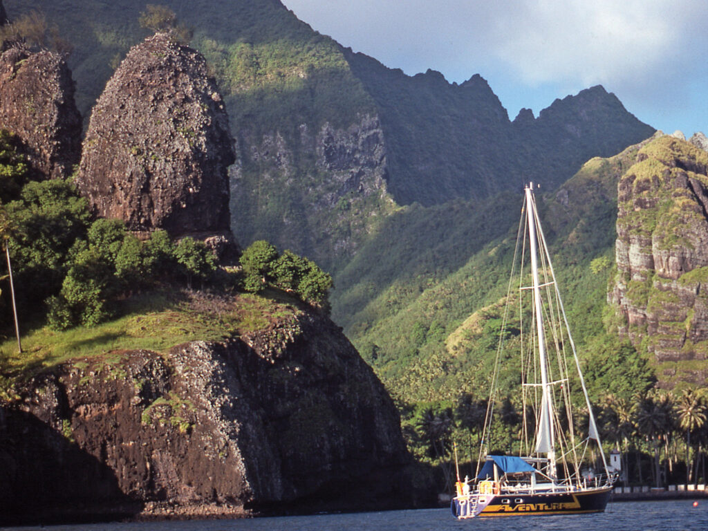 Aventura II in Marquesas