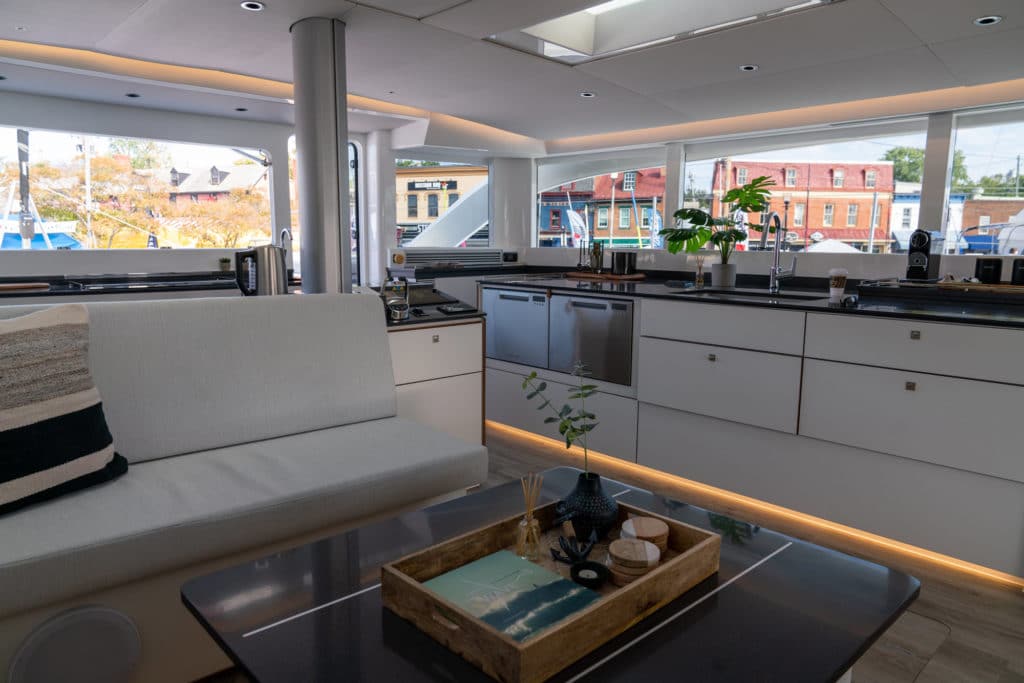 Voyage Yachts 590